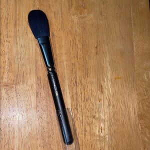 MAC Cosmetics Black Makeup Brush 109S